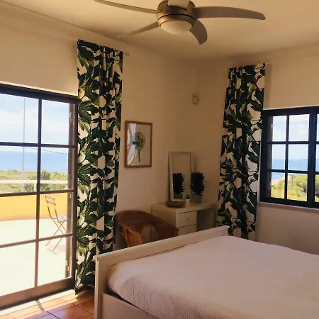 Villa Sea House *